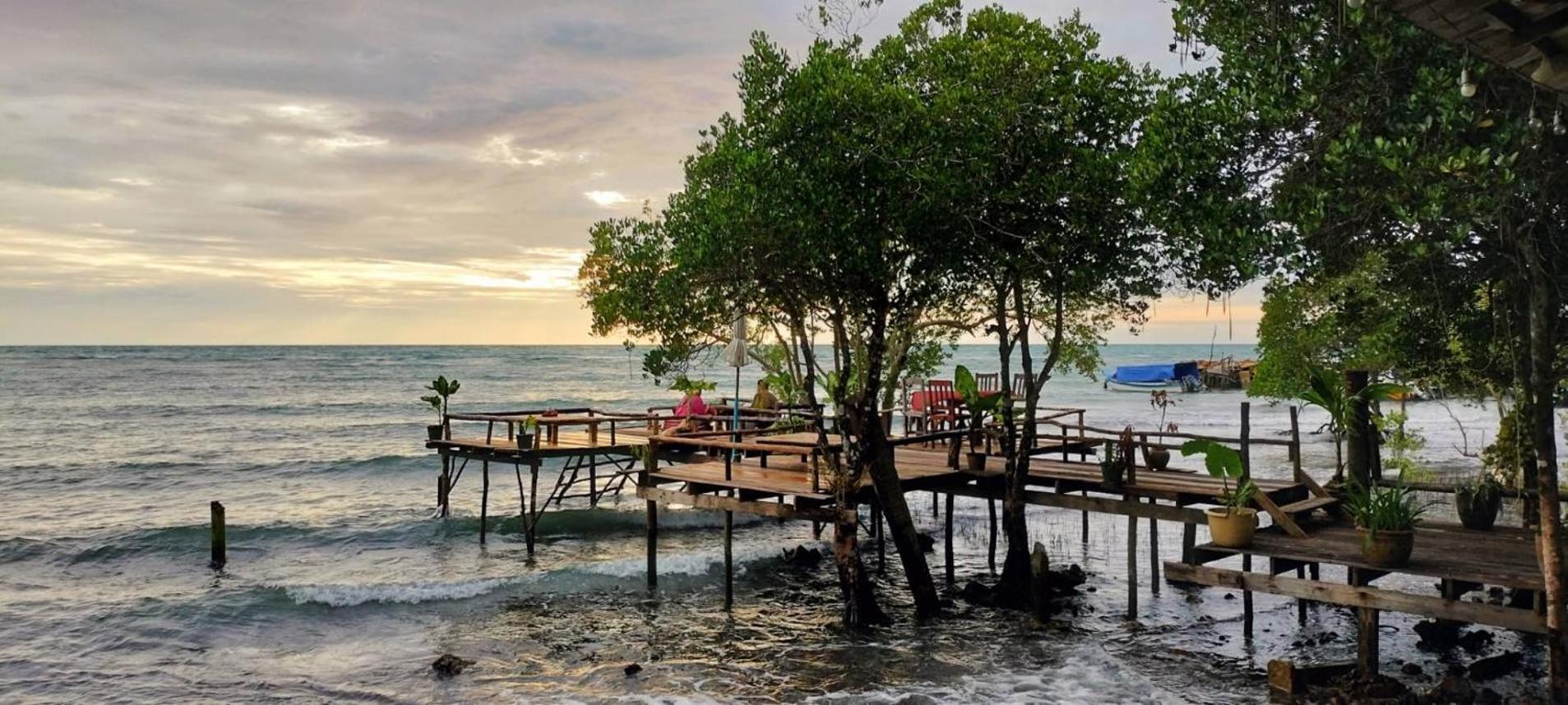 Отель ฺbay Yard Hut Ко Чанг Экстерьер фото