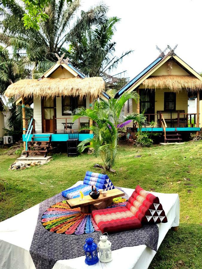 Отель ฺbay Yard Hut Ко Чанг Экстерьер фото