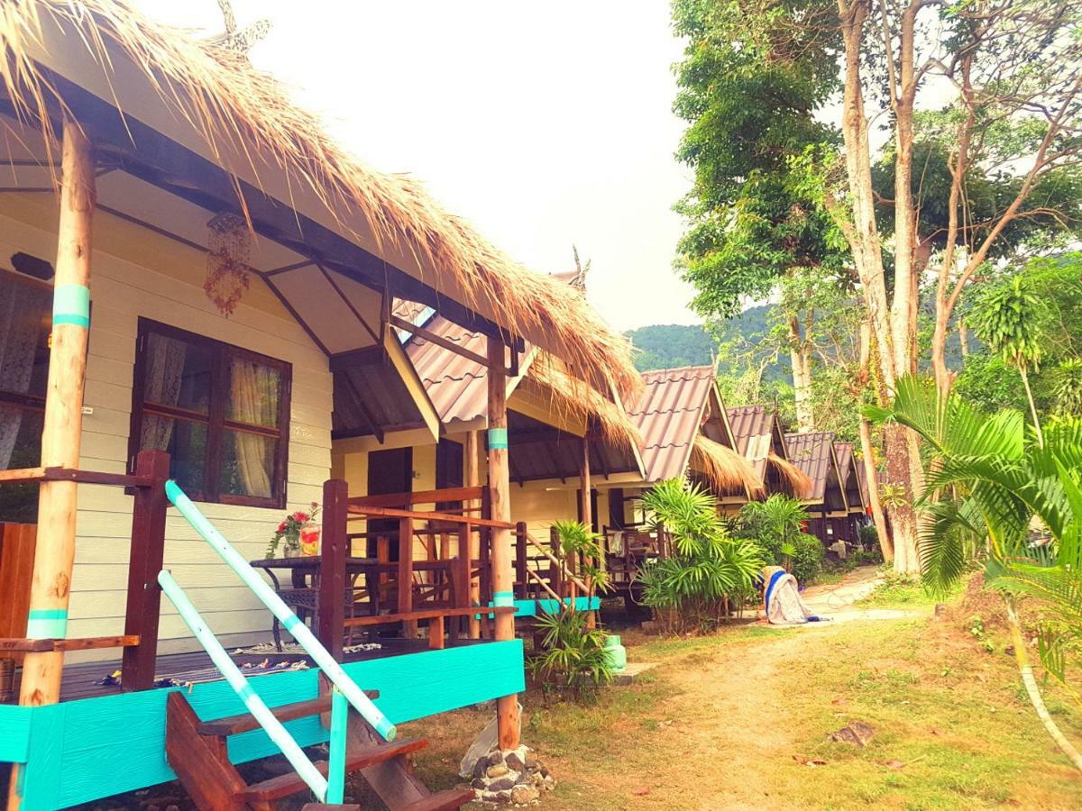 Отель ฺbay Yard Hut Ко Чанг Экстерьер фото